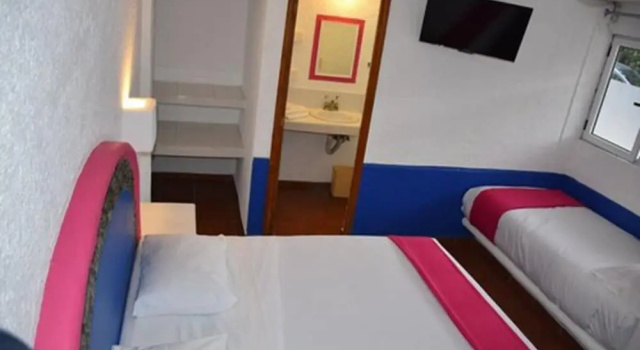 Трёхместный номер Classic Hotel Pachuca Inn