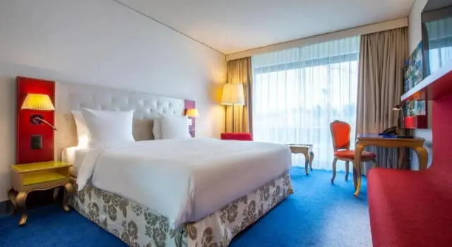 Двухместный номер Standard Radisson Blu Hotel Zurich Airport