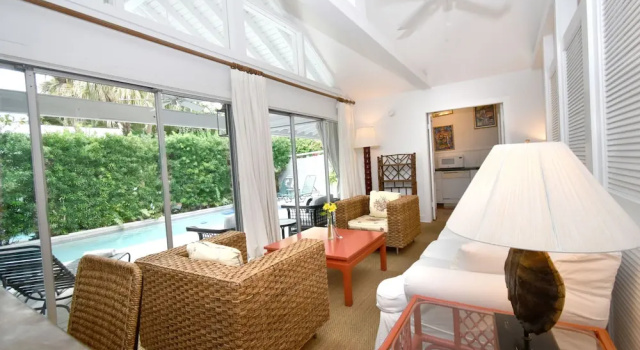 Люкс Luxury Simonton Court Historic Inn & Cottages