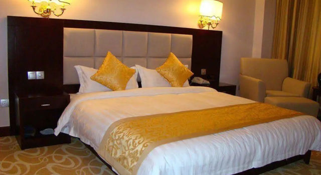 Chaoyue International Hotel Dalian, Varaa Hotelli Dalian 