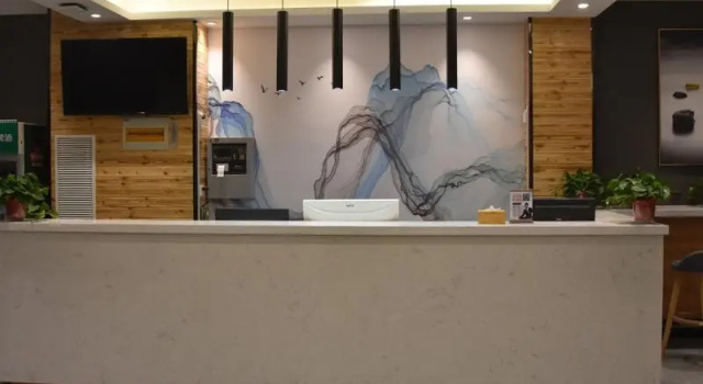 Shell Hotel Kaifeng Jin'an Road Bianxihu Wanda Plaza
