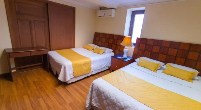 Трёхместный номер Standard с 2 комнатами Gran Hotel Cochabamba