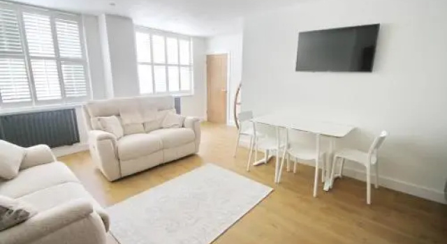 Court Side Apartment, Забронировать Апартаменты/квартира Саутси Хэмпшир