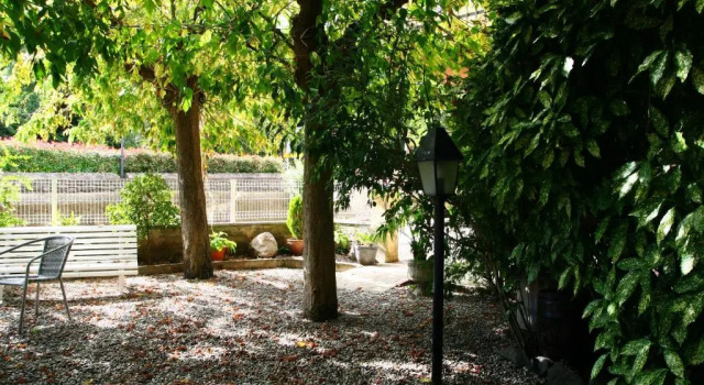 Carmelita, Забронировать Отель Сант-Приват-де-Бас Garrotxa