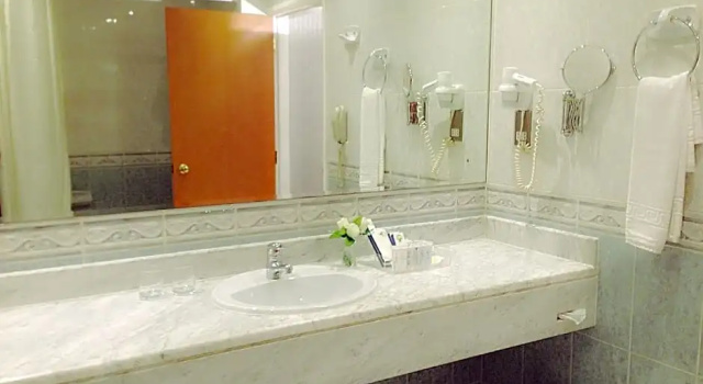 Люкс Executive Abjad Grand Hotel