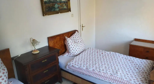 Apartmenthaus Am Schlosspark, Забронировать Отель Шкопау 