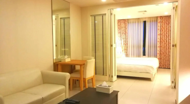 Alisha Court Hotel & Residence