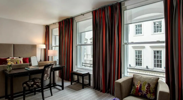Двухместный номер Deluxe Brown's Hotel, a Rocco Forte Hotel