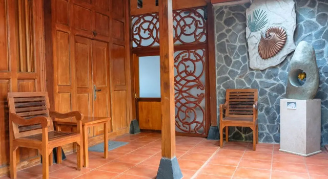 Pendhapa Art Space - PAS Limasan Homestay, Rezervovat Penzión se snídaní Sewon Mergangsan