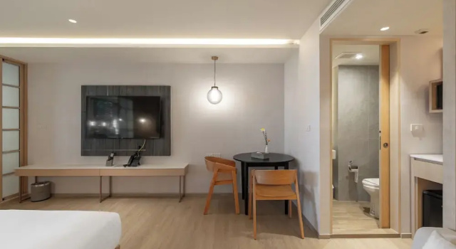 Двухместный номер Deluxe Salaya One Hotel & Service Apartment