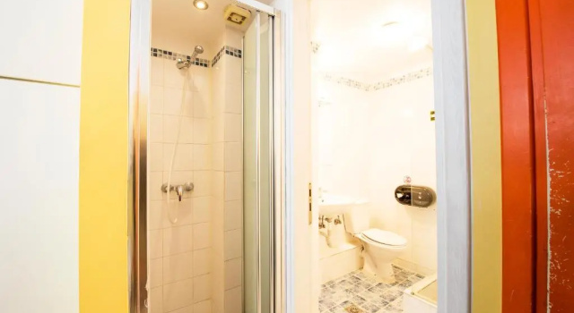 Кровать в общем номере Safestay Athens Monastiraki