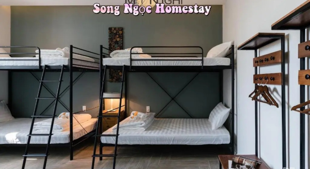 Кровать в общем номере Song Ngọc Hotel