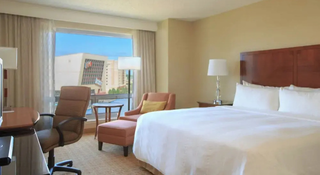 Двухместный номер Premium с видом на озеро Gaithersburg Marriott Washingtonian Center