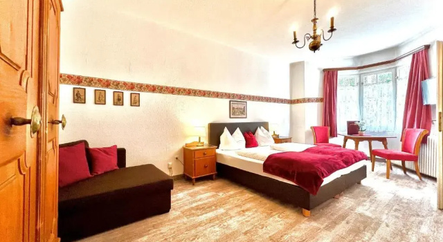Трёхместный номер Standard Hotel Restaurant Grünwalderhof