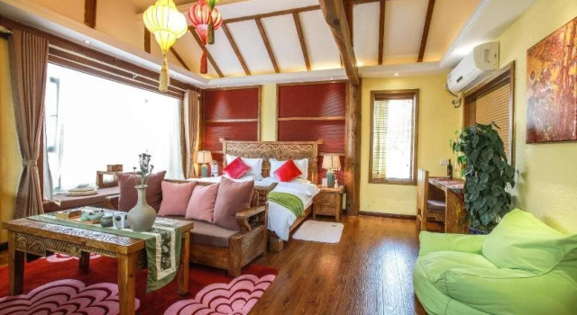 Lijiang Yinyu Inn