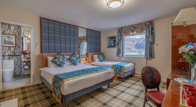 Семейный номер Deluxe с видом на озеро Muthu Fort William Hotel