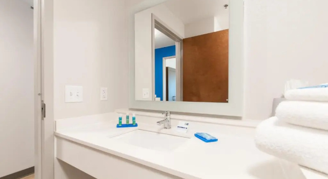 Люкс Holiday Inn Express Hotel & Suites Hagerstown by IHG