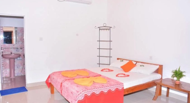 Pleasant Park Holiday Inn, Rezervasyon Otel Trincomalee Trincomalee District