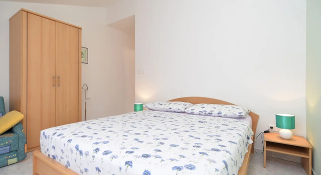 Студия c 1 комнатой Apartments Mira 1293