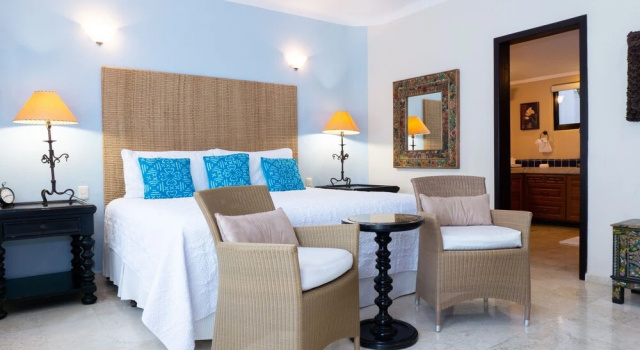Royal Palms 8 2 Bedroom Condo by RedAwning