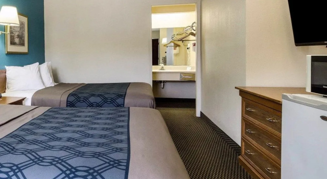 Rodeway Inn, Rezervovat Hotel Lawrence hotely se snídaní, Snídaně