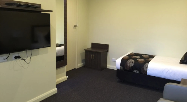 Апартаменты Superior c 1 комнатой с балконом Park Squire Motor Inn & Serviced Apartments