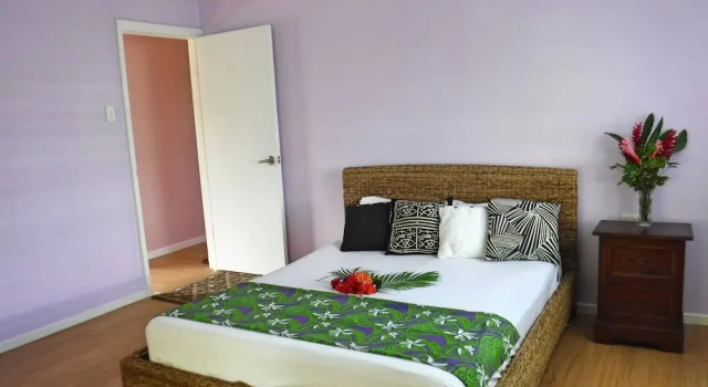 Raintree Bure, Забронировать Гостевой дом Остров Тавеуни 