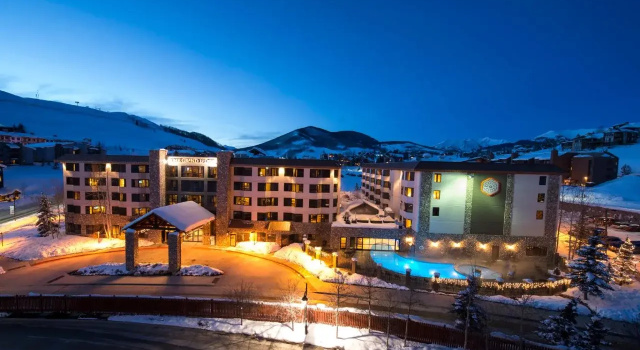 The Grand Lodge Crested Butte Hotel & Suites, A Vail Resorts Property, Забронировать Отель Отели Crested Butte Mountain с завтраком, Завтраки