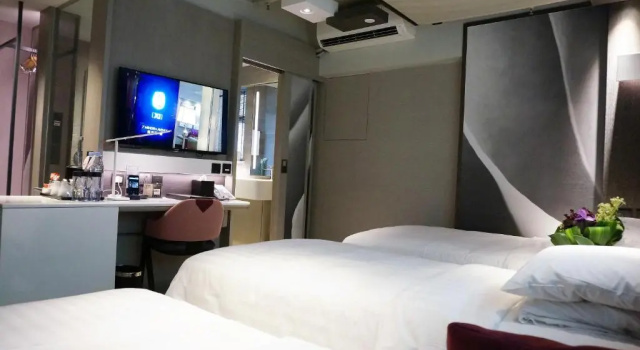 Трёхместный номер Deluxe Xi Hotel