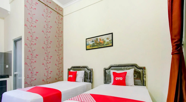 Camera doppia Deluxe Super OYO Capital O 90151 Guest House 180
