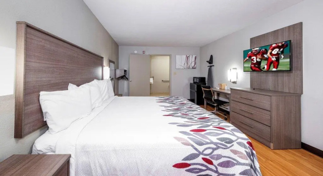 Red Roof Inn Bay Minette, 预订 酒店 Bay Minette 阿拉巴马州
