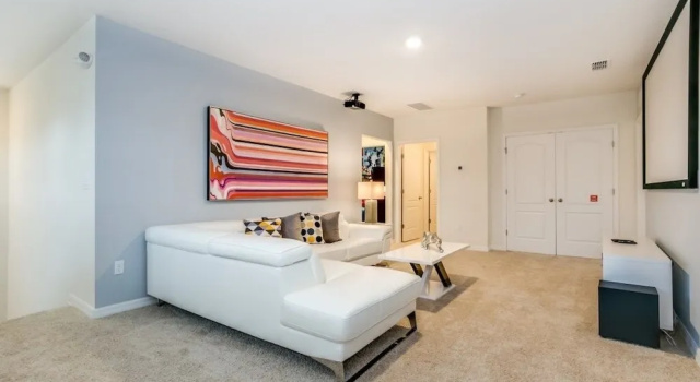 7028OAKWOOD