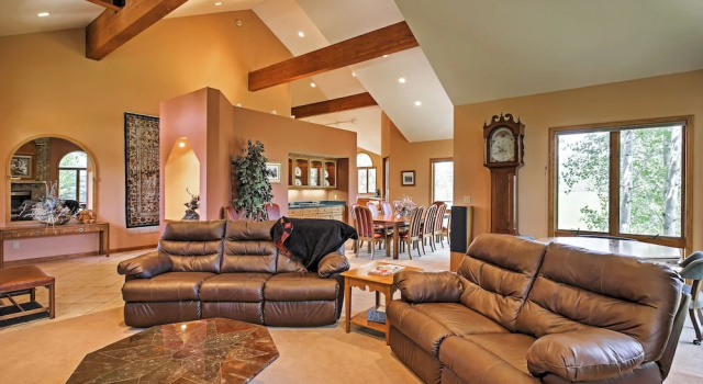 Spacious Home W/mtn Views, 2Mi to Steamboat Resort