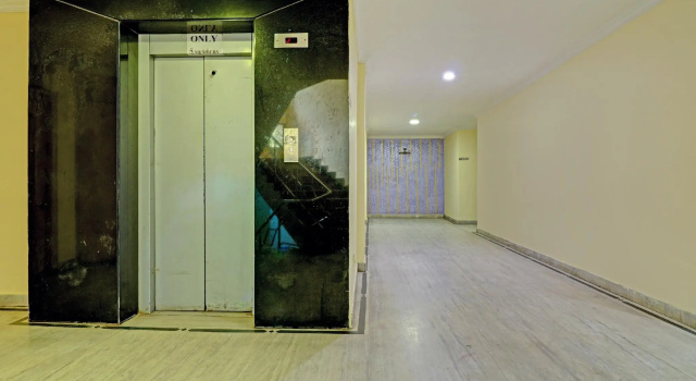 OYO 81273 Hotel Sri Sai Grand Central, Забронировать Отель Вишакхапатнам штат Андхра-Прадеш