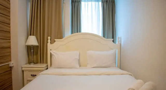 Nice And Cozy 1Br With Extra Room Apartment At Capitol Park Residence, Boek Appartement Cilandak Jakarta