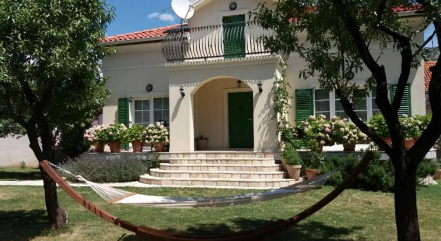 Апартаменты с видом на сад Apartment Barbina Kaštelina