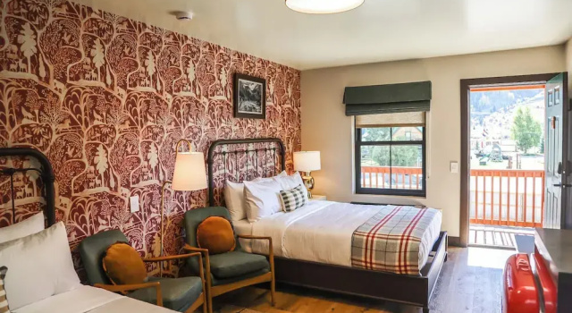 Четырёхместный номер Standard Altus Lodge