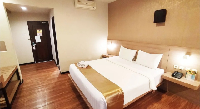 Двухместный номер Deluxe с балконом Kuraya Hotel Residence