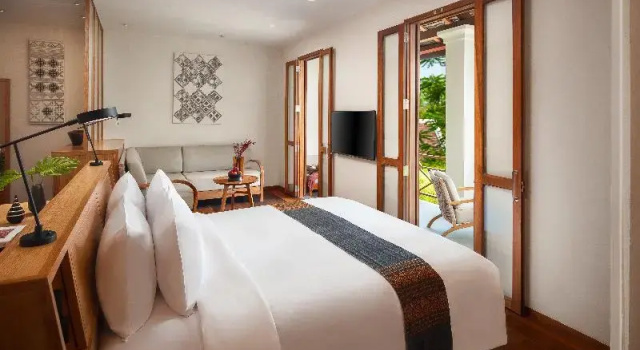 Люкс Standard с балконом Avani+ Luang Prabang Hotel