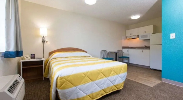 Intown Suites Extended Stay Matthews Nc - East Independence Blvd, จอง โรงแรม Matthews นอร์ทแคโรไลนา