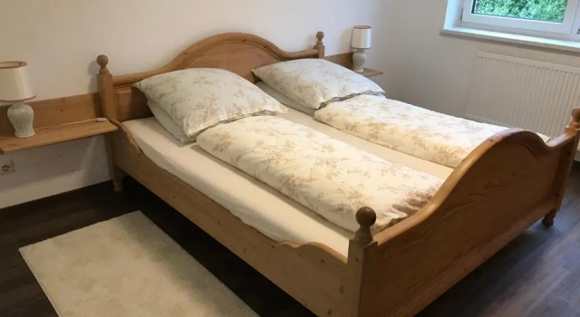 Ferienwohnung „Frosch“, Rezerwuj Apartament Neukirchen-Balbini Bawaria