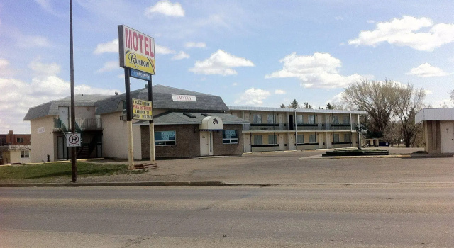 Rainbow Motel, Rezerwuj Motel Motele w Swift Current, Motel