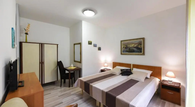Апартаменты c 1 комнатой с видом на сад Apartments Dado