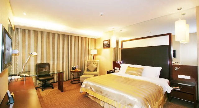 Двухместный номер Standard Changsha Xiaoxiang Huatian Hotel