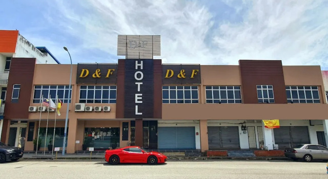 D&F BOUTIQUE HOTEL SENAWANG