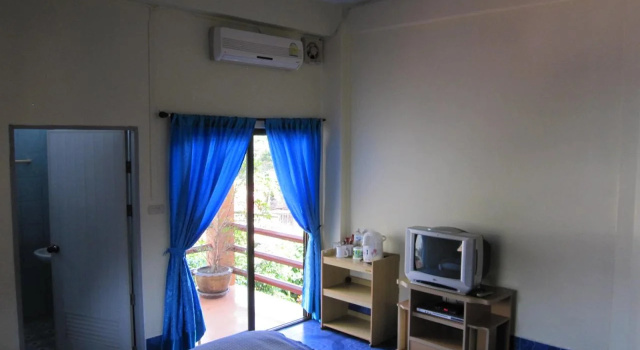 Krachang Yai Guesthouse, Забронировать Отель Сисакет Sisaket Province