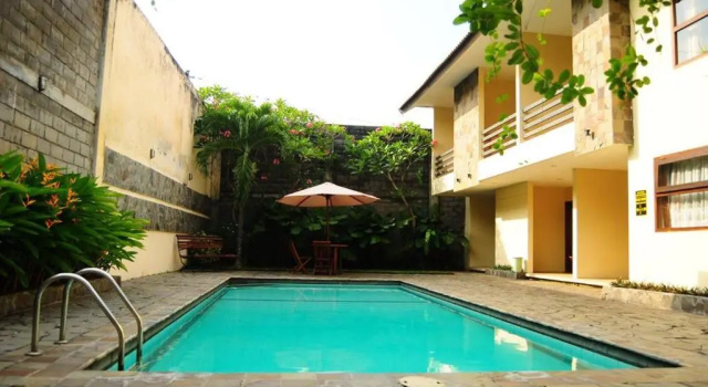 Teras Solo Syariah Guest House, Rezerwuj Pensjonat Hotele w Central Java z Parkingiem, Parking
