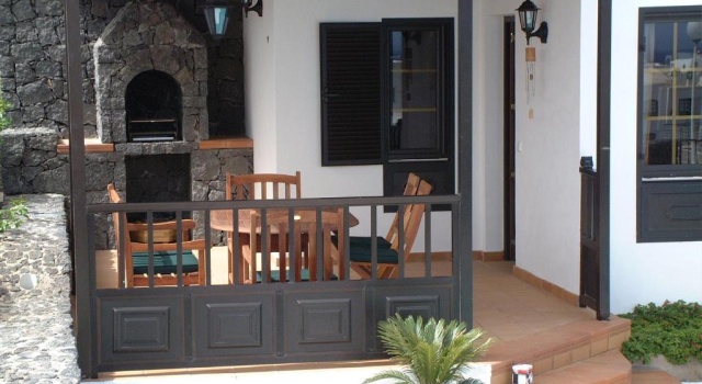 Вилла 3 bedroom Villa Venus Jupiter and Neptune with private heated pool