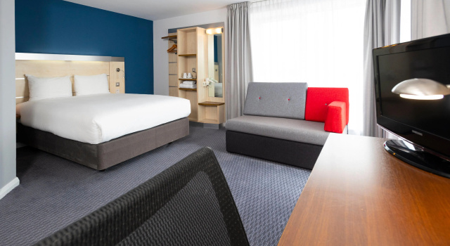 Holiday Inn Express Swindon City Centre by IHG, Забронировать Отель Отели Уилтшир с завтраком, Завтраки