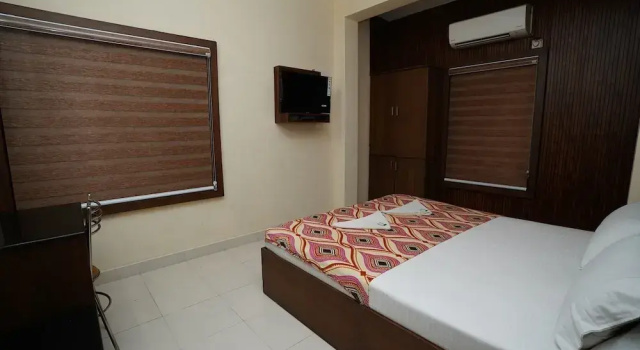 Olive Green Hotel, Забронировать Отель Отели Коччи с парковкой, рядом с Rajiv Gandhi Indoor Stadium, Парковка